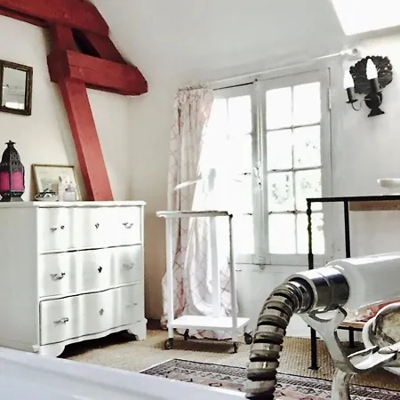 Holiday home Large, Welcoming House, Full Of Character And Charm Bouresse