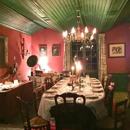 Large, Welcoming House, Full Of Character And Charm Holiday home