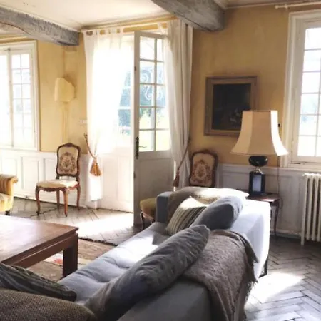 Large, Welcoming House, Full Of Character And Charm Holiday home *